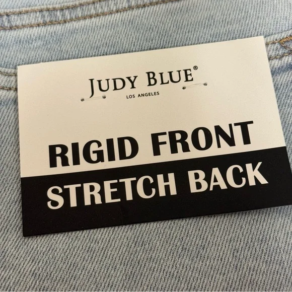 NWT Judy Blue 14W Distressed Cutout Wide Leg Jeans Light Wash High Rise New - Picture 6 of 12